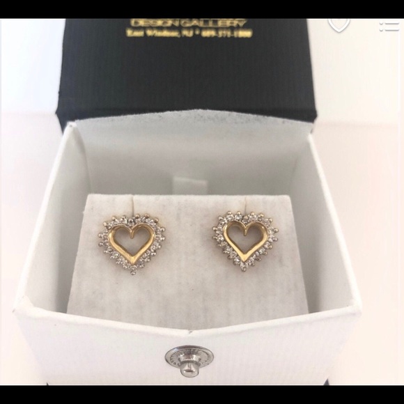14kt y/g diamond heart earrings approx.50cts/100 ✅